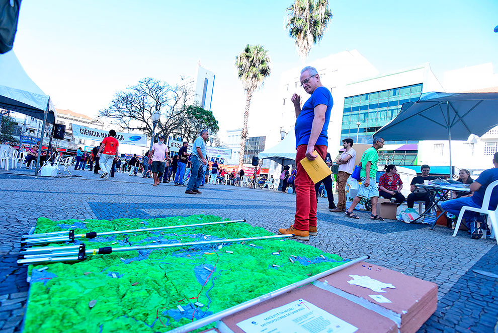 Ciência na praça