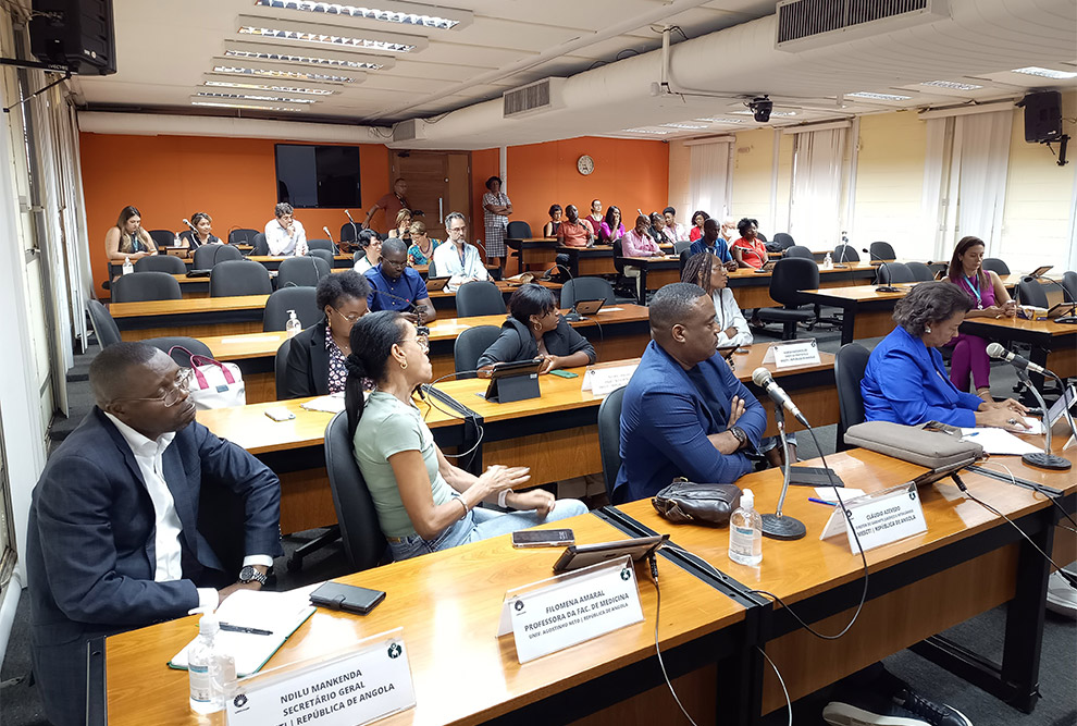 A comitiva angolana estava particularmente interessada na experiência da Unicamp em concepção e gestão de um hospital universitário