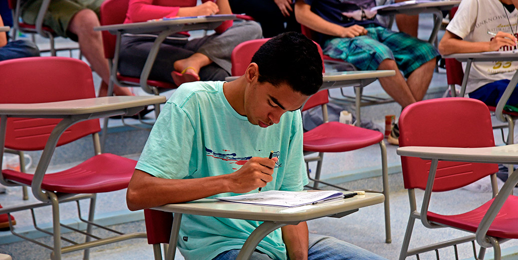 Entre os cursos mais procurados no Vestibular Unicamp 2025, ressalta-se a demanda por carreiras da área da Computação, com três cursos entre os 10 mais procurados do Vestibular