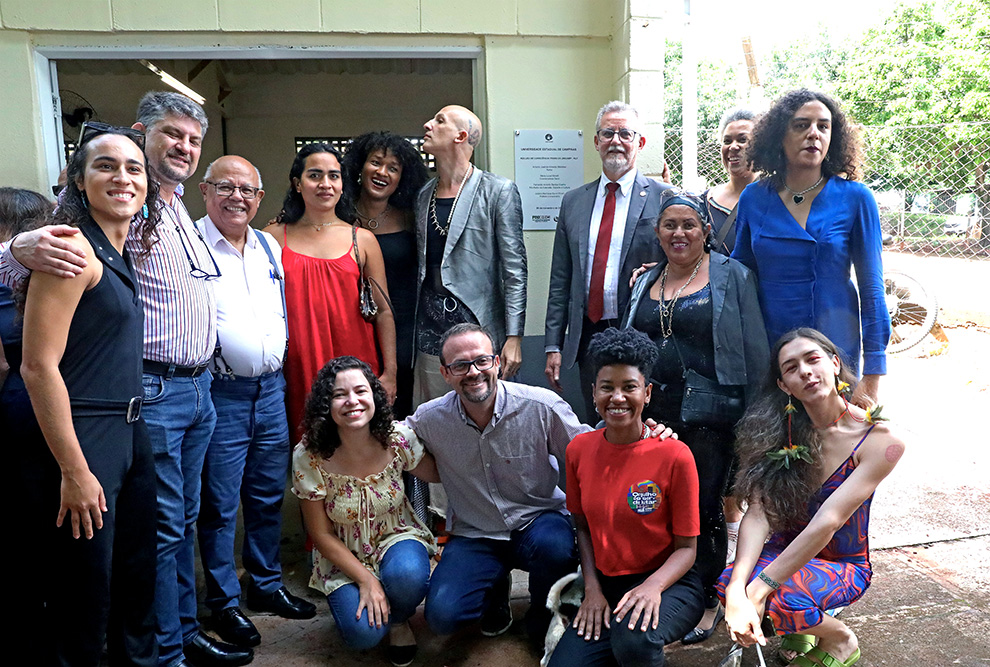 A cerimônia de inauguração do novo espaço contou com a presença do reitor Antonio Meirelles, autoridades da Universidade, docentes, políticos e integrantes da comunidade trans da Universidade e da cidade de Campinas