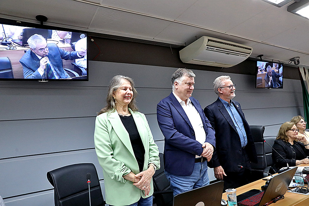 Da esquerda para a direita, Maria Liza Moretti, Marcos da Costa e Antonio Meirelles 