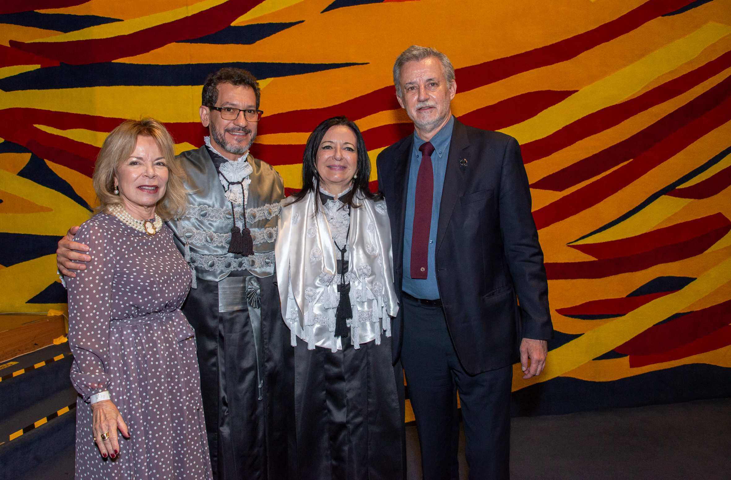 Da esquerda para a direita, a vice-reitora da USP Maria Arminda do Nascimento Arruda, o vice-reitor da Unesp Cesar Martins, a reitora da Unesp Maysa Furlan e o reitor da Unicamp Antonio Meirelles