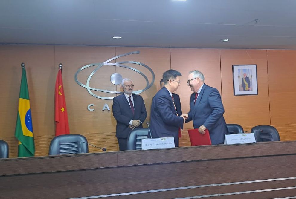 Encontro permitiu a assinatura de um novo acordo entre a Unicamp e a National School of Elite Engineering da Universidade Beijing Jiaotong.