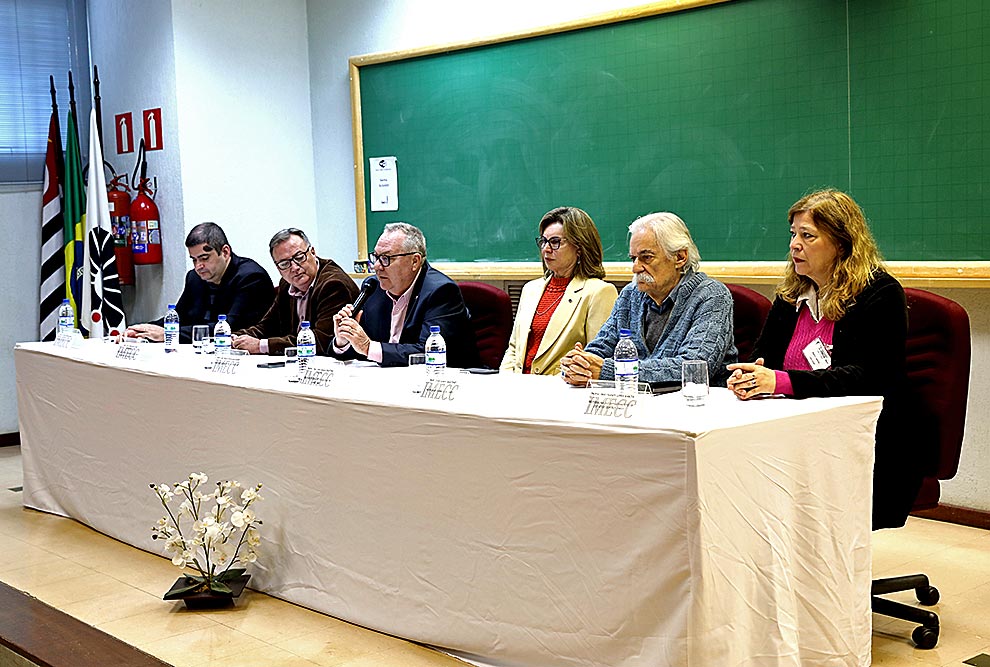 O I Congresso do Imecc pretende marcar uma nova fase na trajetória do instituto como referência nacional e internacional em pesquisa de alto nível, segundo o professor Plamen Emilov Kochloukov, membro do comitê organizador do evento.