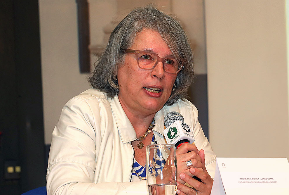 Até o dia 18 , Universidade receberá 93 alunos dos oitavo e nono anos do ensino fundamental para série de oficinas