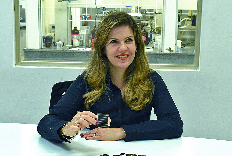 A professora do Instituto de Química da Unicamp (IQ), Ana Flávia Nogueira, foi
nomeada como membro do Comitê Gestor do Fundo Setorial de Energia (CT-
ENERG), por meio da Portaria do Ministério da Ciência, Tecnologia e Inovação
(MCTI) nº 9.217, do dia 25 de junho de 2025.