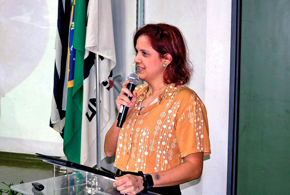 O Grupo de Trabalho em Diversidade e Humanização, responsável pela implementação da política de atenção integral ao paciente trans, travesti, intersexo e não binário no Hospital de Clínicas (HC) da Unicamp, iniciará em agosto o processo de treinamento das equipes de recepção.