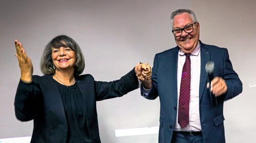 Cerimônia homenageia Rôse Trevisane, que se aposenta do Cecom após quatro décadas