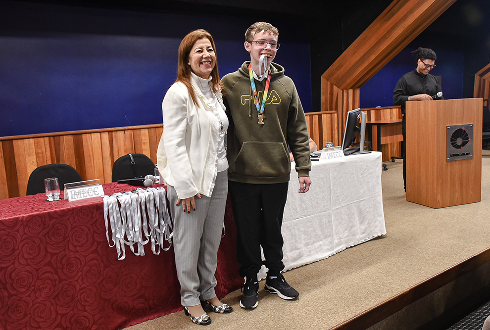 No evento, foram entregues 82 medalhas a estudantes da região de Campinas 