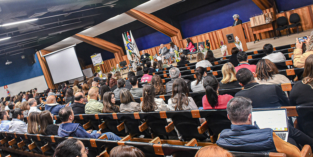 A primeira edição do Congresso Internacional de Mediação em Ambiente Universitário ocorreu juntamente com a terceira edição do Seminário de Mediação em Ambiente Universitário