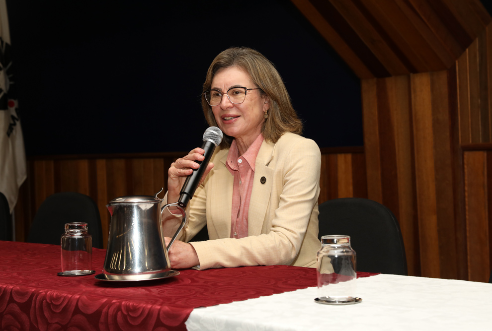 A pró-reitora de Pesquisa, Ana Maria Frattini: tema caro e novo