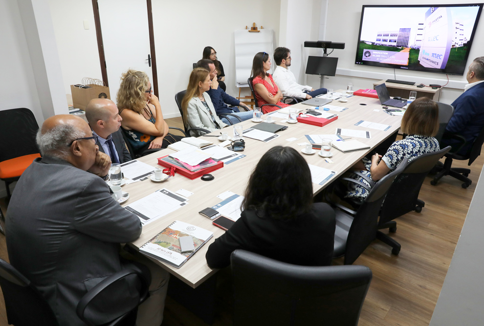 Reunião tratou de discutir uma ampliação de programas de intercâmbio e conhecer mais sobre os projetos de diversidade universitária já implantados