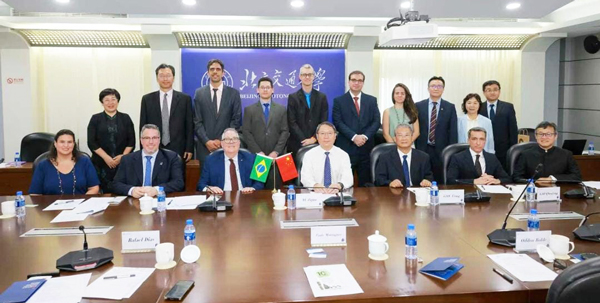 A comitiva cumpriu agenda na China de 8 a 12 de setembro