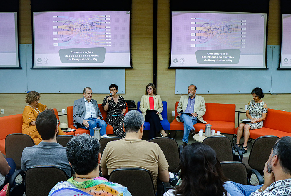 O ciclo de atividades incluiu debates temáticos, rodas de conversa e reflexões sobre a memória institucional