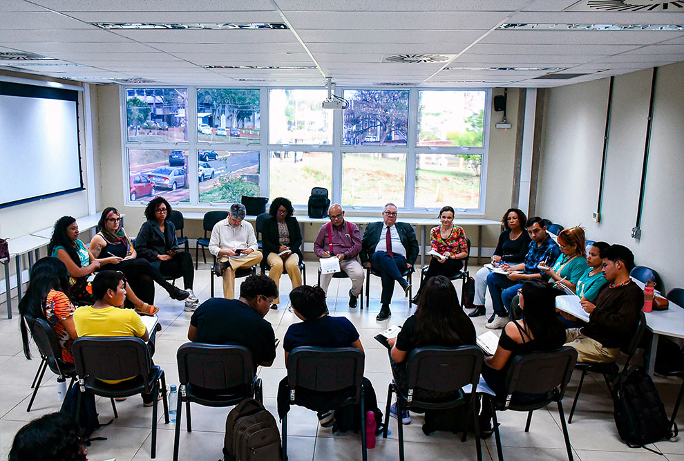 Reunião com o Coletivo Indígena: espaço para convivência, cultura e espiritualidade
