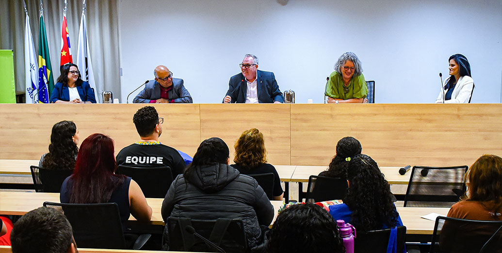 O Congresso de Permanência que discute políticas de apoio à permanência na Graduação teve abertura nesta quarta-feira (29) e prossegue até dia 30 (quinta-feira)