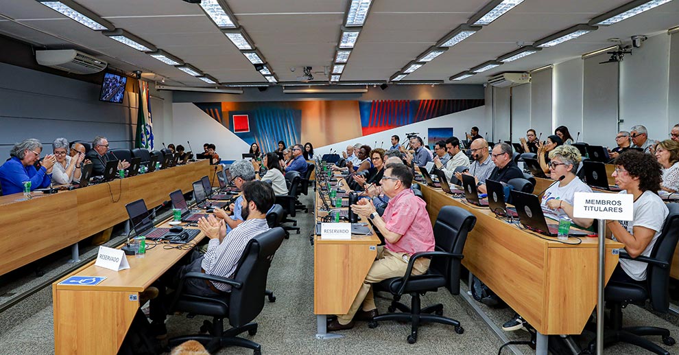 Reunião da CEPE, no Consu
