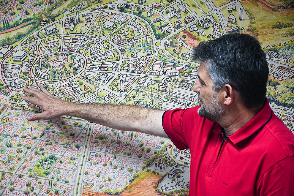 O prefeito Juliano Finelli: encomenda a partir do quadro da FEF